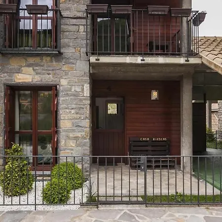 Κατάλυμα σε φάρμα Casa Biescas Evcharger Formigal 30min Bbq Gavín