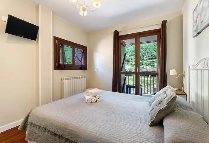 Casa Biescas Evcharger Formigal 30min Bbq בית חווה *