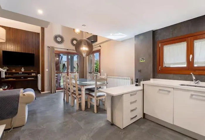 Alloggio per agriturismo Casa Biescas Evcharger Formigal 30min Bbq *